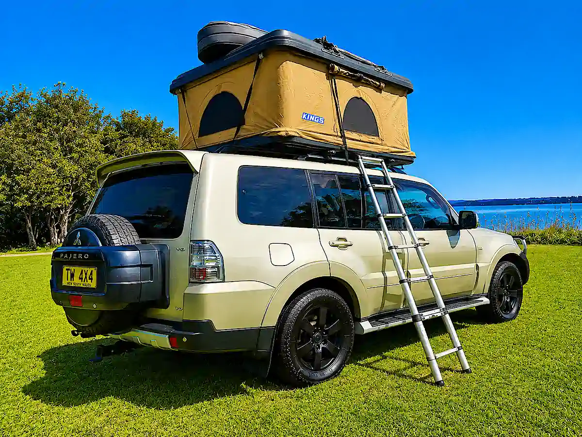 Mitsubishi Pajero gebraucht kaufen – 4x4 mit Dachzelt in Australien